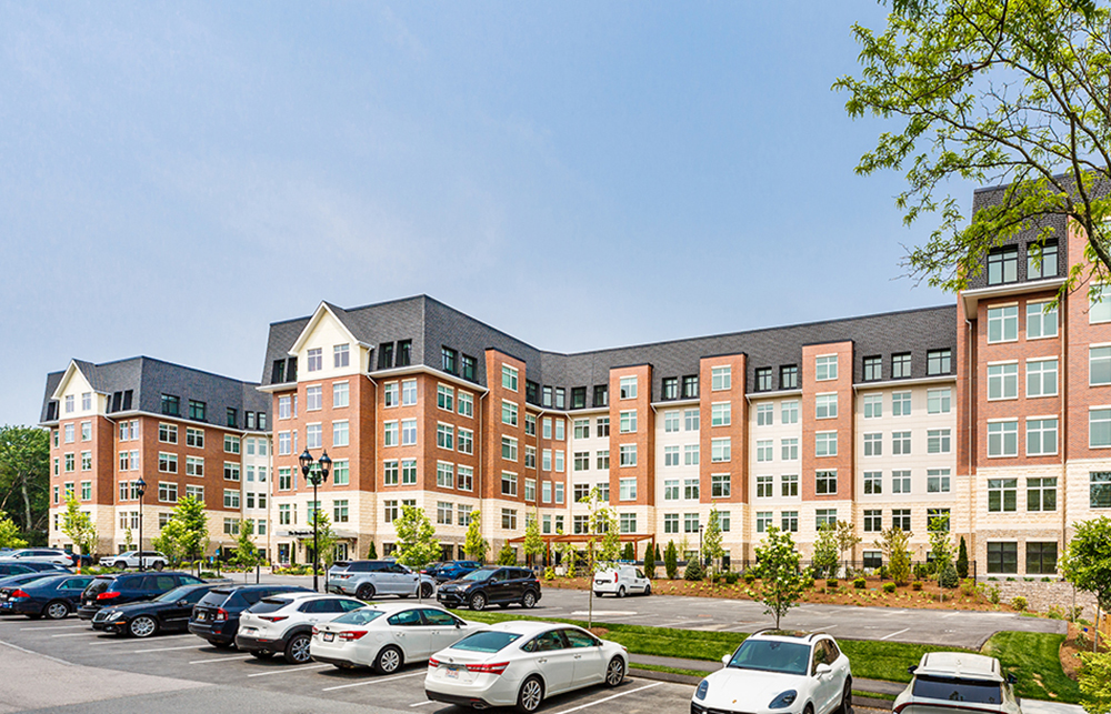 Erland Construction completes 479,000 s/f community for Chestnut Hill Realty